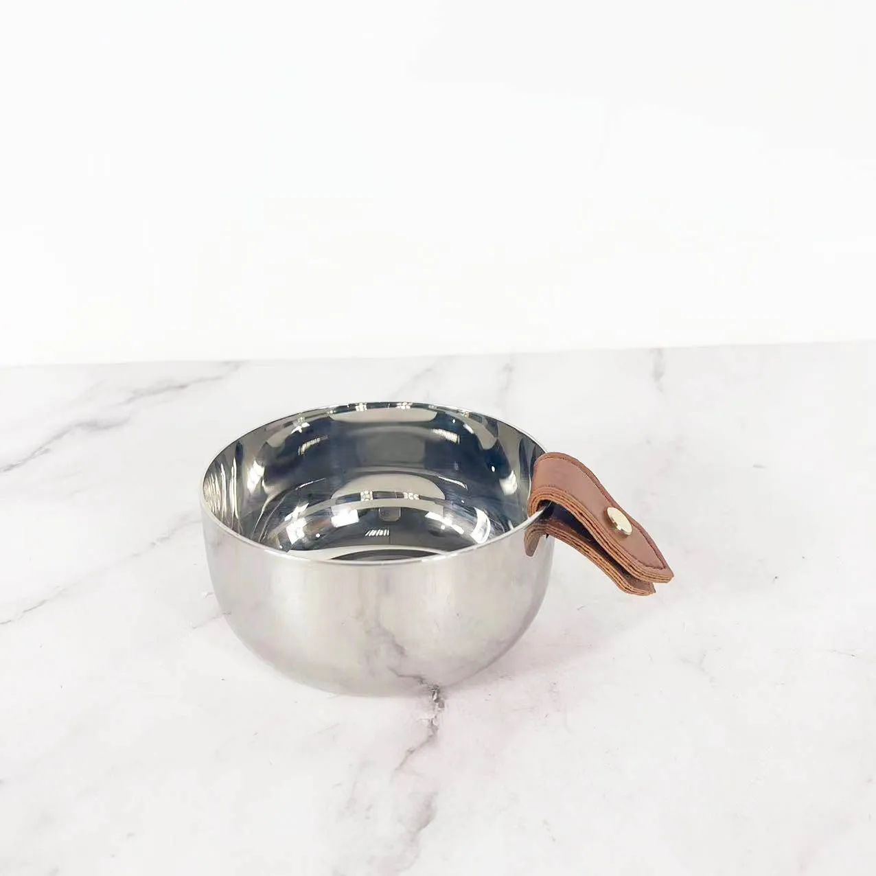 Современное кожаное ведерко дл – обзор и цена Ice Bucket Silver