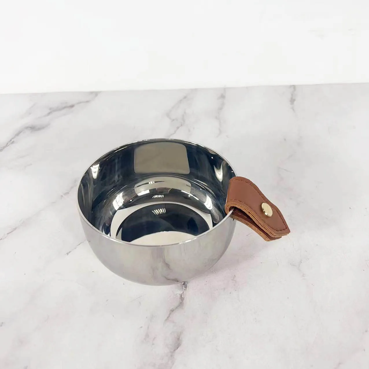 Современное кожаное ведерко дл – обзор и цена Ice Bucket Silver